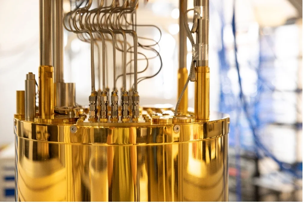 QSolid Cryostat